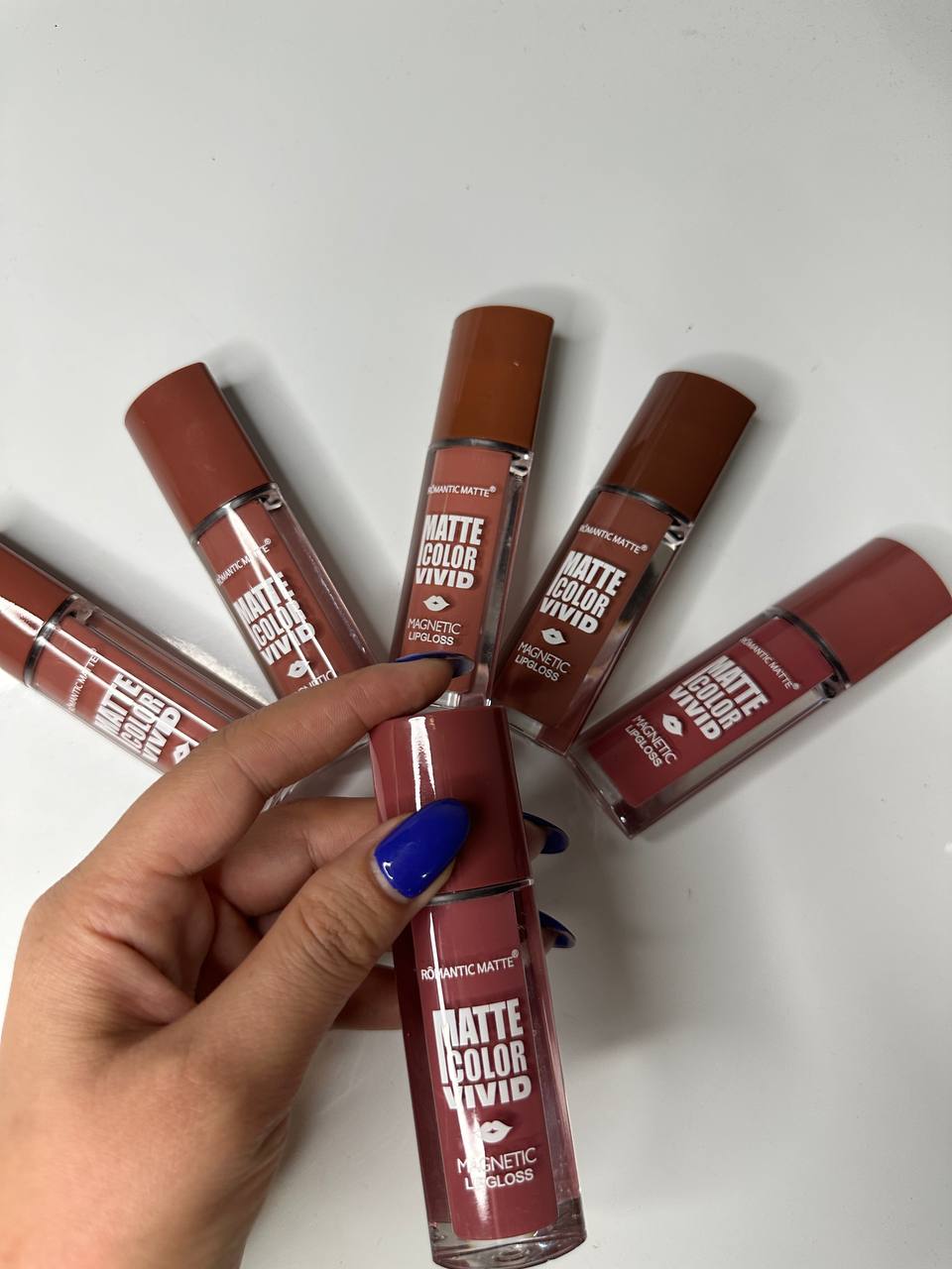 رژ لب رومانتیک مات مایع